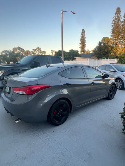 2013 Hyundai Elantra GLS – Gray